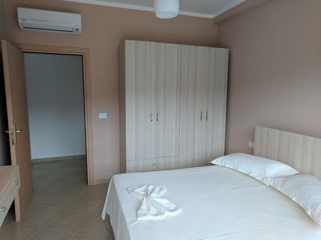 Eme Apartments - Kompleksi Lura 2 Gjiri I Lalzit Durrës Exterior foto
